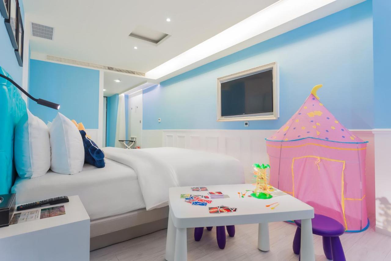 Fx Hotel Тайнань Экстерьер фото